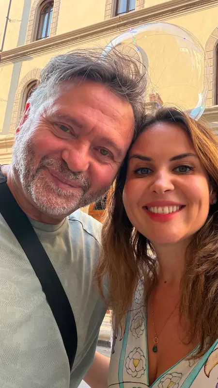 fabrizio with happy guest private tuscany tour